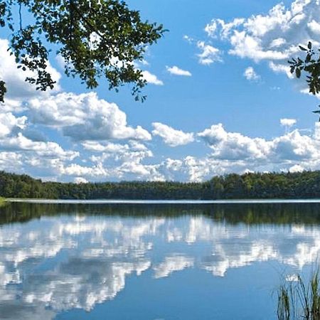 Holiday Home Close To The Lake Shore, Dabrowica Dabrowica  Bagian luar foto