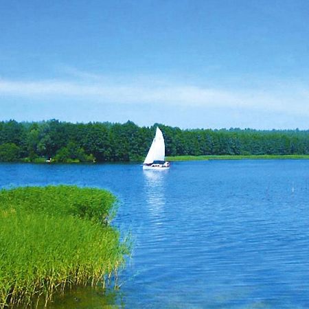 Holiday Home Close To The Lake Shore, Dabrowica Dabrowica  Bagian luar foto