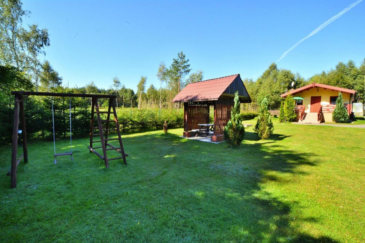 Holiday Home Close To The Lake Shore, Dabrowica Dabrowica  Bagian luar foto