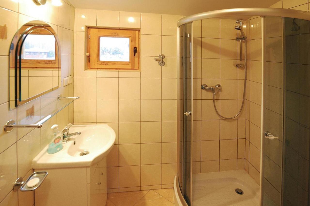 Holiday Home Close To The Lake Shore, Dabrowica Dabrowica  Bagian luar foto